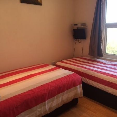 Nite Inn Bed & Breakfast Leeds  Luaran gambar